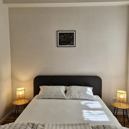 Centro 1 Apartment *
